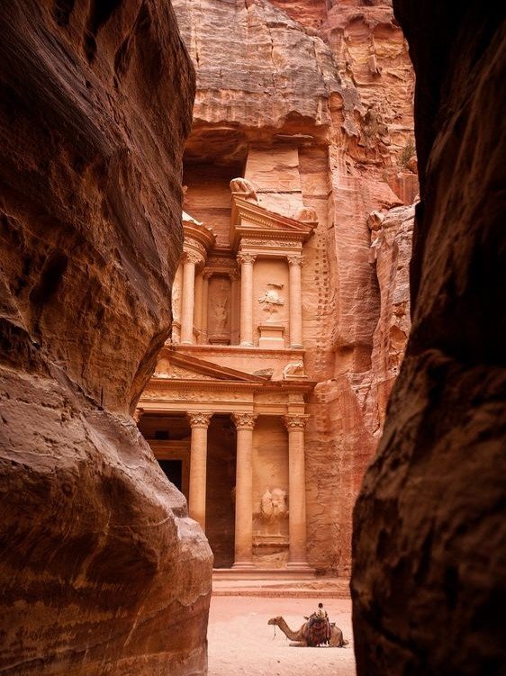 Day Trip to Petra by Ferry thumbnail