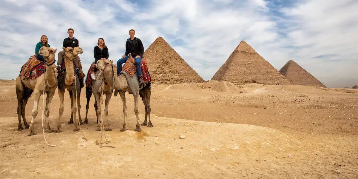 Camel Ride in Giza Pyramids activity